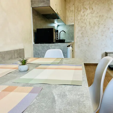 Apartman тутхон *