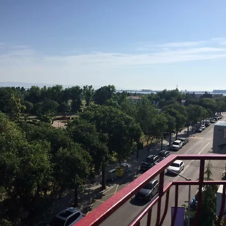 Апартамент Поморие *